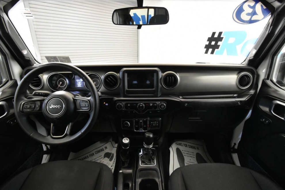 2023 Jeep Gladiator Sport S, White, Mileage: 54,660 - photo 16
