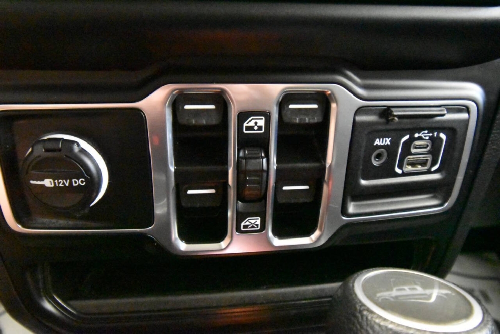 2023 Jeep Gladiator Sport S, White, Mileage: 54,660 - photo 18