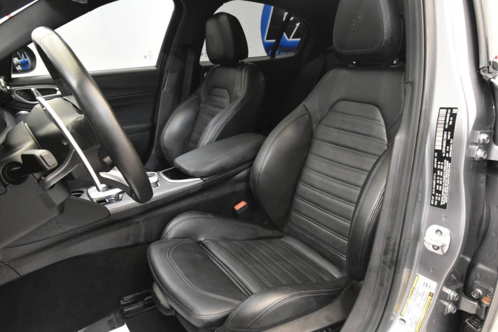 2020 Alfa Romeo Giulia TI Sport, Gray, Mileage: 52,711 - photo 9