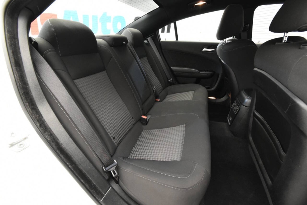 2022 Dodge Charger GT AWD 4dr Sedan, White, Mileage: 59,449 - photo 13