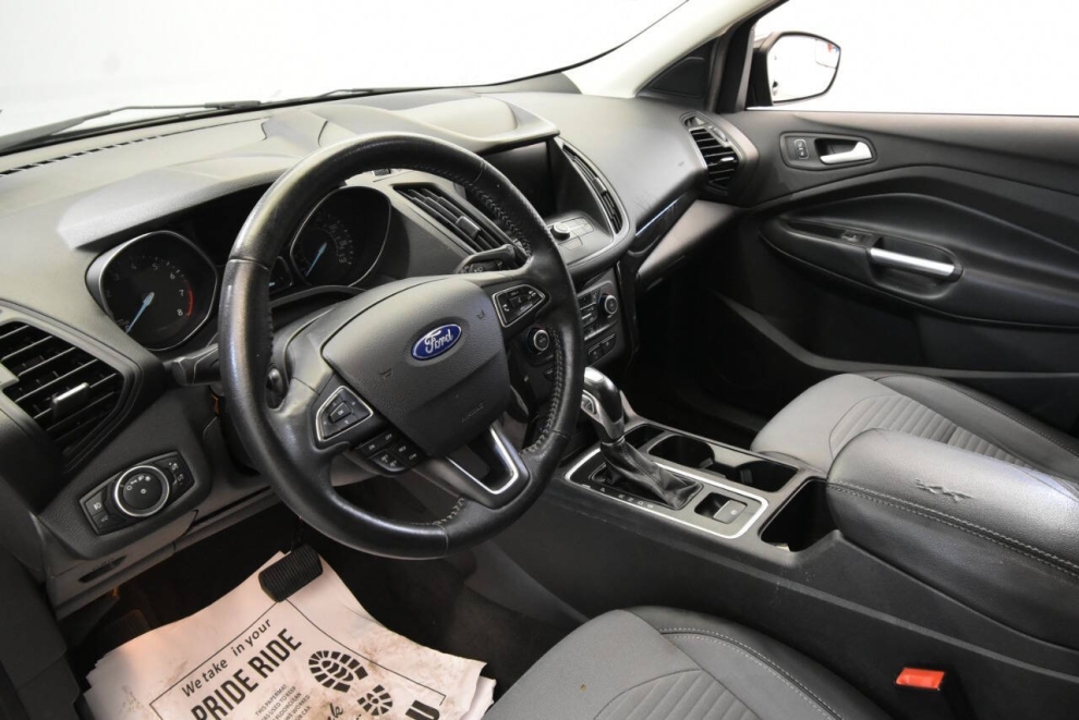 2019 Ford Escape SE AWD 4dr SUV, Negro, Mileage: 83,006 - photo 11