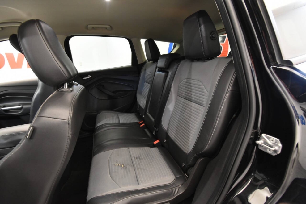 2019 Ford Escape SE AWD 4dr SUV, Negro, Mileage: 83,006 - photo 12