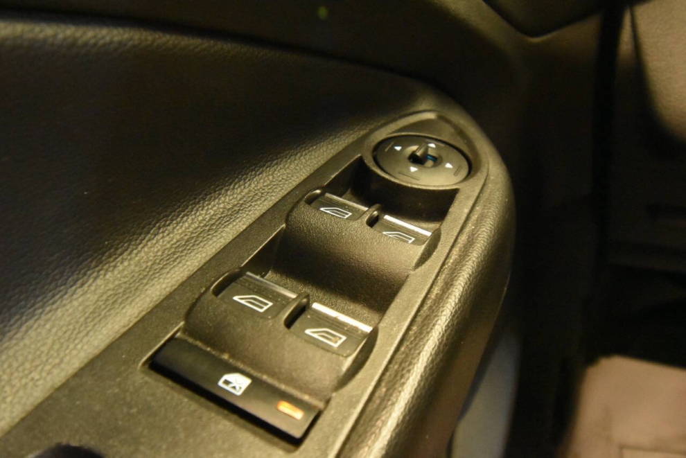 2019 Ford Escape SE AWD 4dr SUV, Negro, Mileage: 83,006 - photo 27