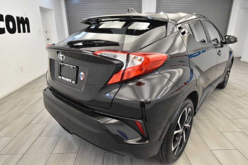 2020 Toyota C-HR XLE, Black, Mileage: 91,339 - photo 3