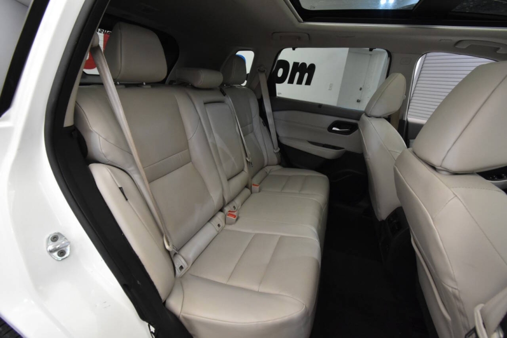 2023 Nissan Rogue SV AWD 4dr Crossover, White, Mileage: 78,761 - photo 12