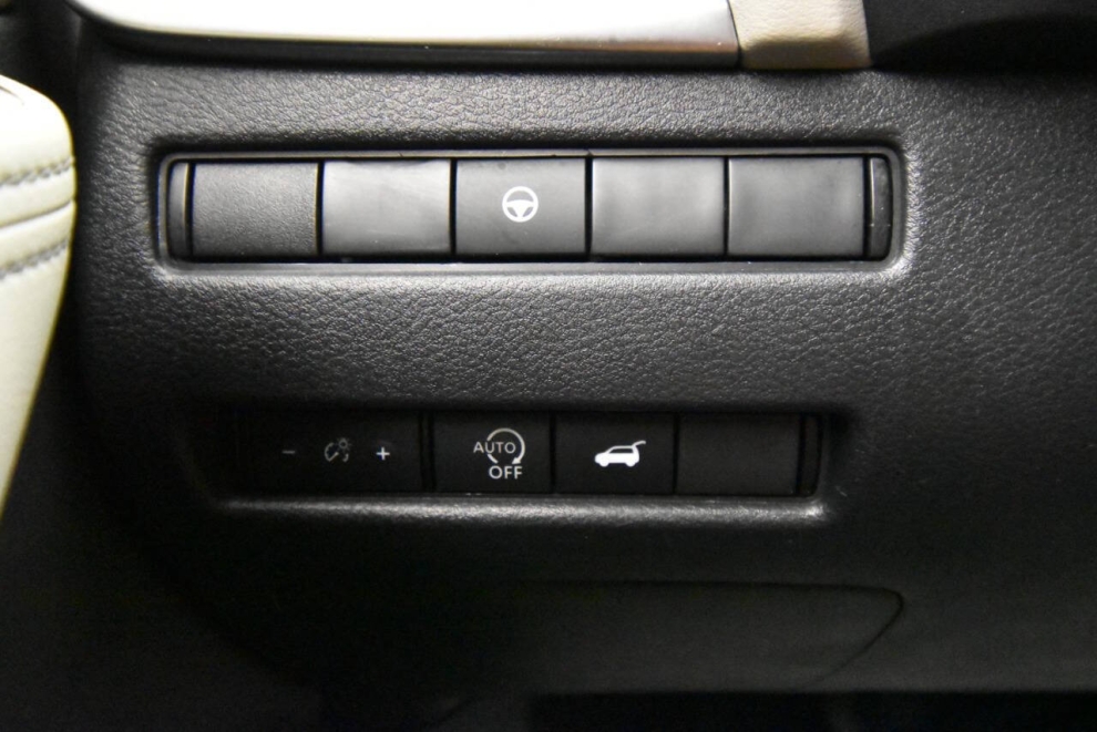 2023 Nissan Rogue SV AWD 4dr Crossover, White, Mileage: 78,761 - photo 26