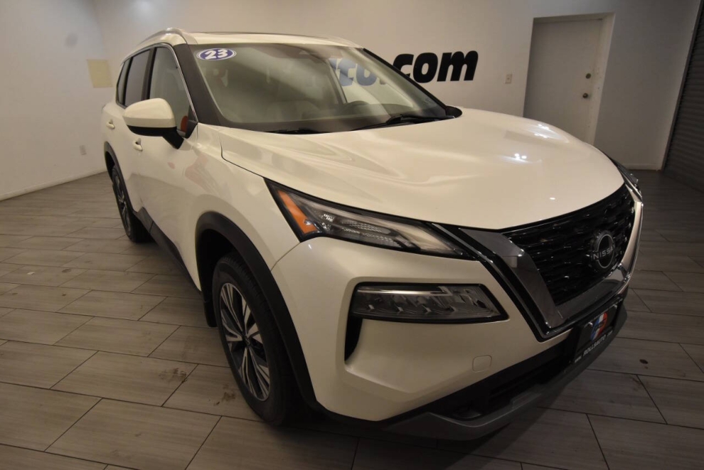 2023 Nissan Rogue SV AWD 4dr Crossover, White, Mileage: 78,761 - photo 5