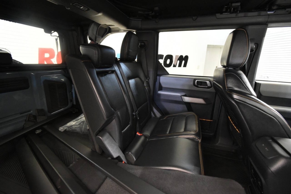 2022 Ford Bronco Badlands Advanced, Blue, Mileage: 73,177 - photo 13