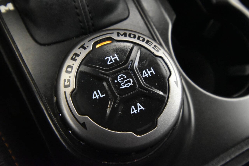 2022 Ford Bronco Badlands Advanced, Blue, Mileage: 73,177 - photo 17