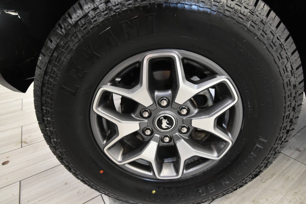 2022 Ford Bronco Badlands Advanced, Blue, Mileage: 73,177 - photo 8