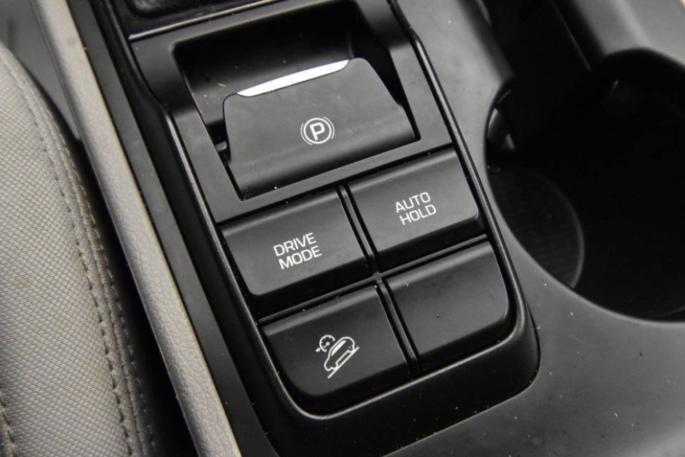 2020 Hyundai Tucson Value AWD 4dr SUV, Black, Mileage: 50,344 - photo 17