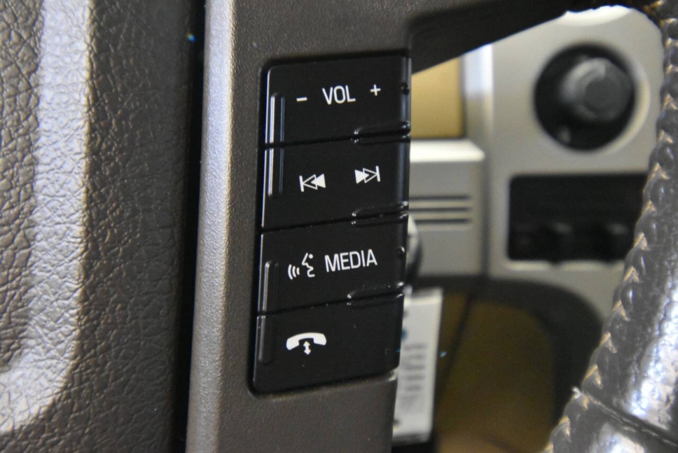 2014 Ford F-150 Lariat, Tan, Mileage: 92,566 - photo 26