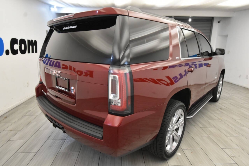 2016 GMC Yukon SLT 4x4 4dr SUV, Burgundy, Mileage: 128,819 - photo 4