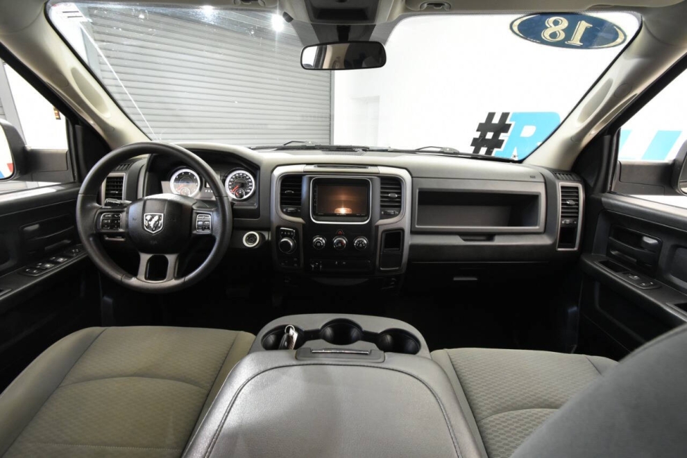 2018 RAM 1500 Express, Silver, Mileage: 103,350 - photo 16
