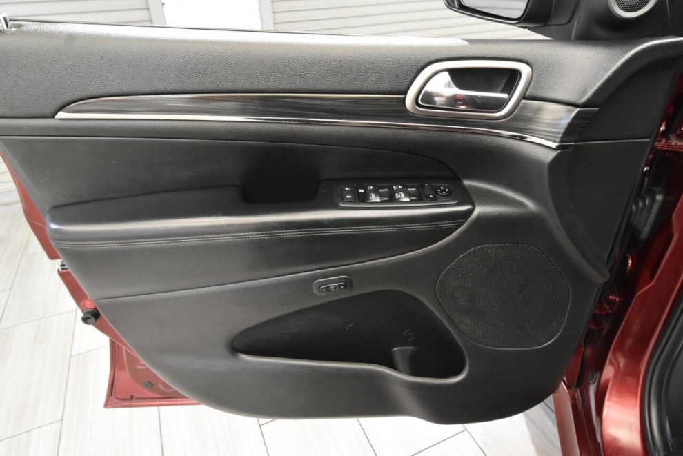 2019 Jeep Grand Cherokee Limited X, Red, Mileage: 109,574 - photo 12