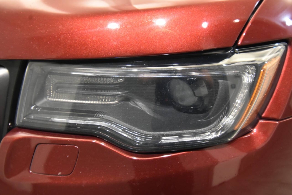 2019 Jeep Grand Cherokee Limited X, Red, Mileage: 109,574 - photo 8