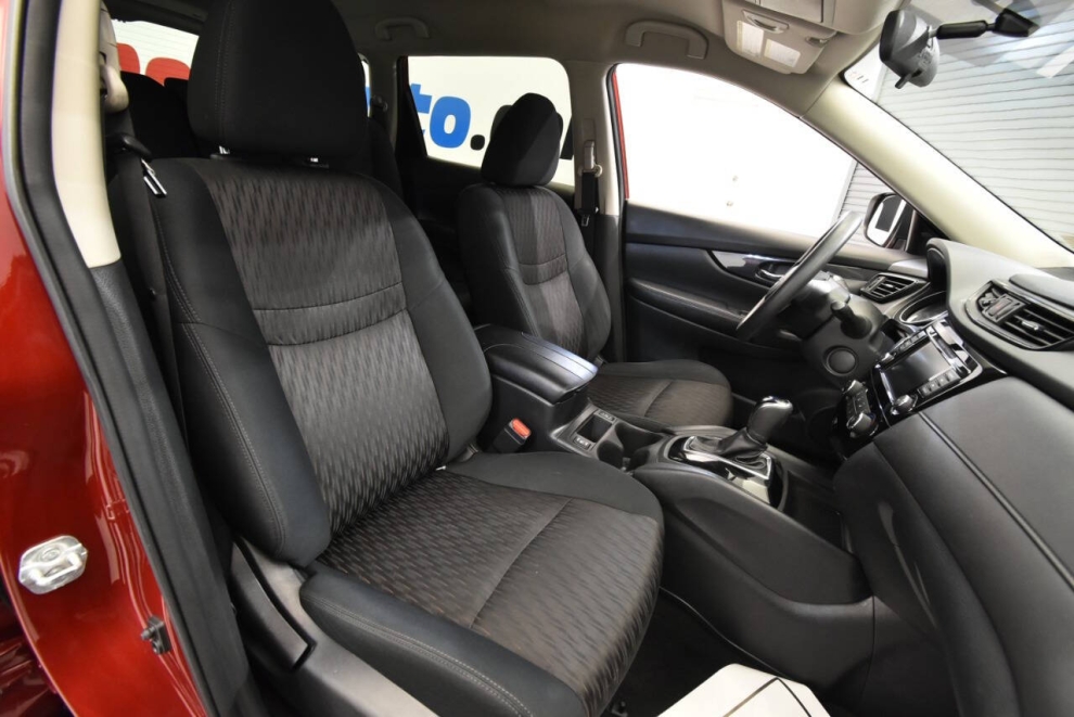 2018 Nissan Rogue SV, Red, Mileage: 64,579 - photo 14