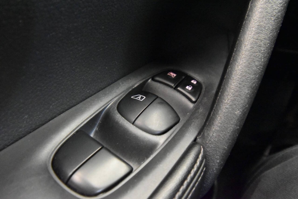 2018 Nissan Rogue SV, Red, Mileage: 64,579 - photo 26