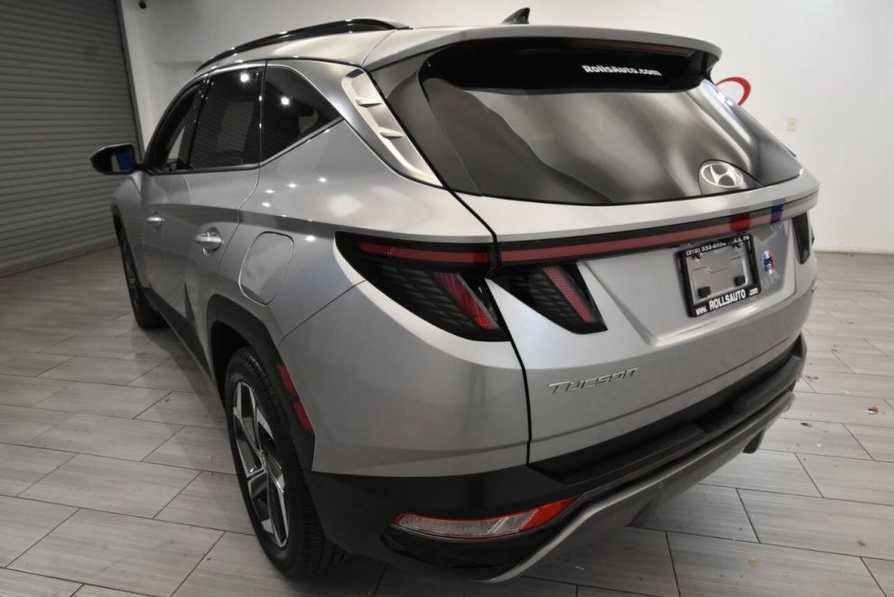 2023 Hyundai Tucson Limited AWD 4dr SUV, Silver, Mileage: 62,237 - photo 2