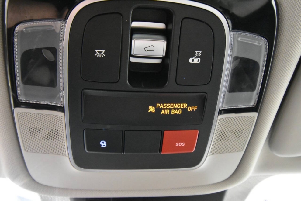 2023 Hyundai Tucson Limited AWD 4dr SUV, Silver, Mileage: 62,237 - photo 24