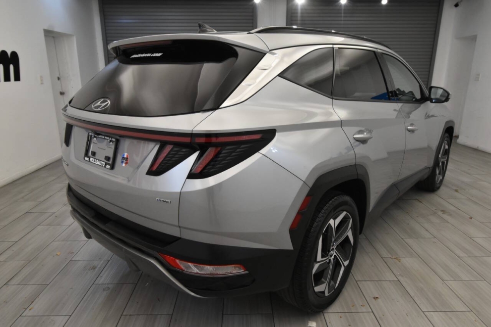 2023 Hyundai Tucson Limited AWD 4dr SUV, Silver, Mileage: 62,237 - photo 4