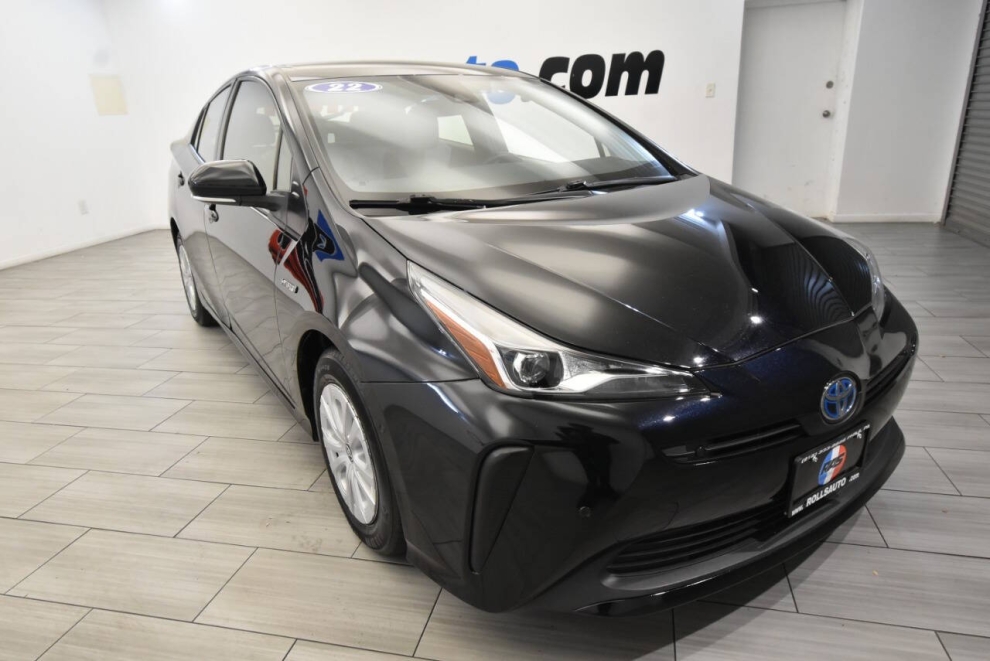 2022 Toyota Prius Nighshade, Black, Mileage: 54,618 - photo 6