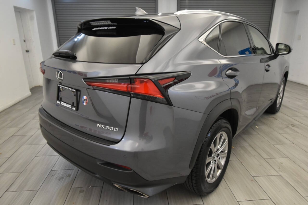 2019 Lexus NX 300 FWD 4D SUV, Gray, Mileage: 63,433 - photo 4