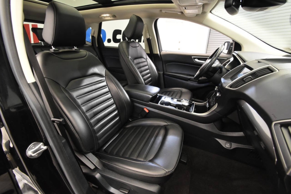 2020 Ford Edge SEL, Black, Mileage: 111,842 - photo 14