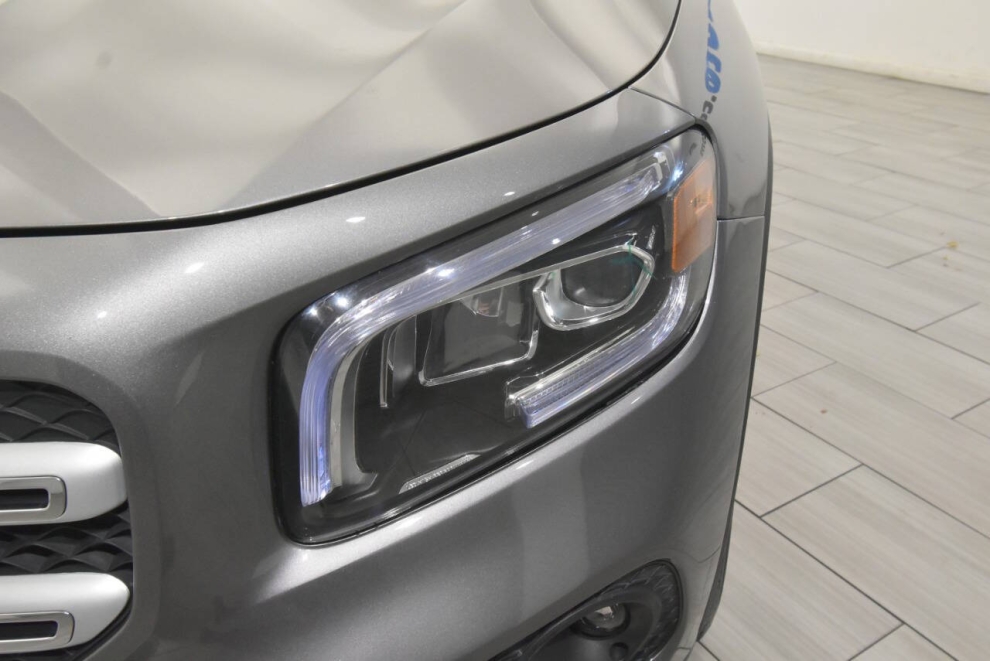 2021 Mercedes-Benz GLB GLB 250 4MATIC AWD 4dr SUV, Gray, Mileage: 26,250 - photo 8