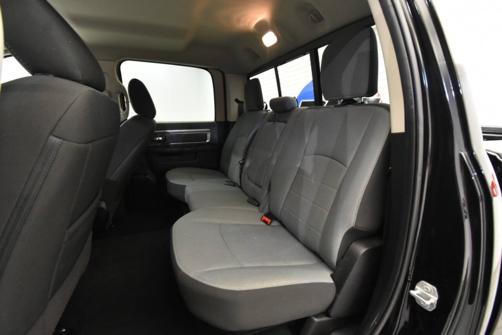 2023 RAM 1500 Classic SLT, Black, Mileage: 60,195 - photo 12