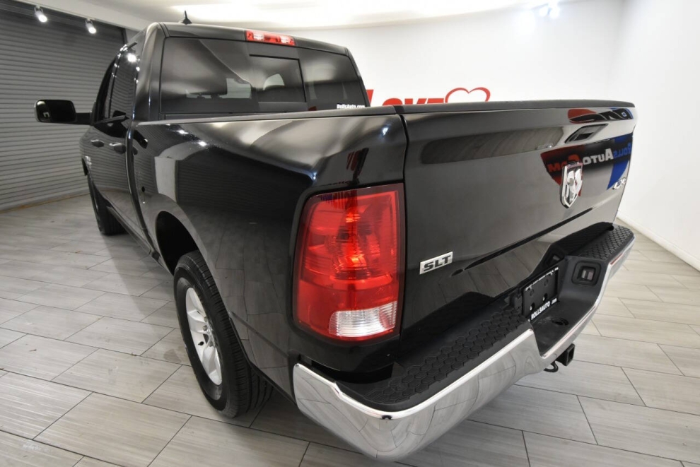 2023 RAM 1500 Classic SLT, Black, Mileage: 60,195 - photo 2
