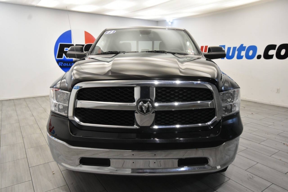 2023 RAM 1500 Classic SLT, Black, Mileage: 60,195 - photo 7