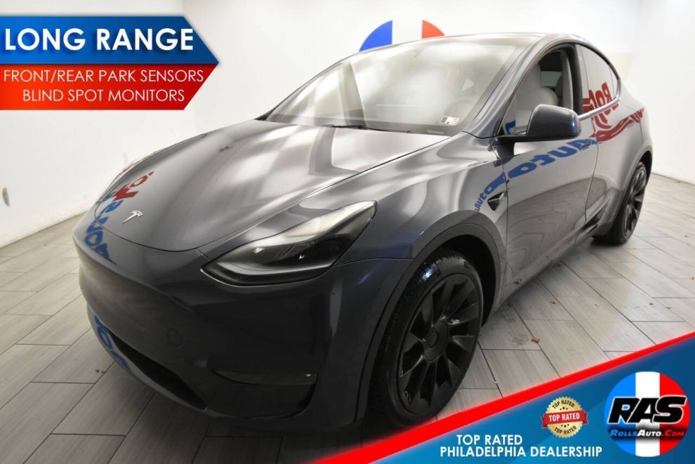 2023 Tesla Model Y Long Range, Gray, Mileage: 41,918 