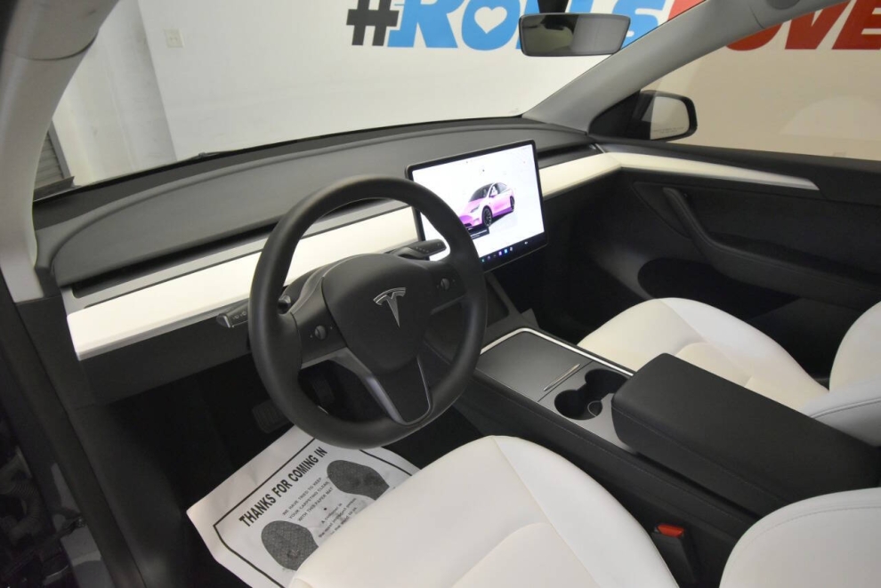 2023 Tesla Model Y Long Range, Gray, Mileage: 41,918 - photo 11