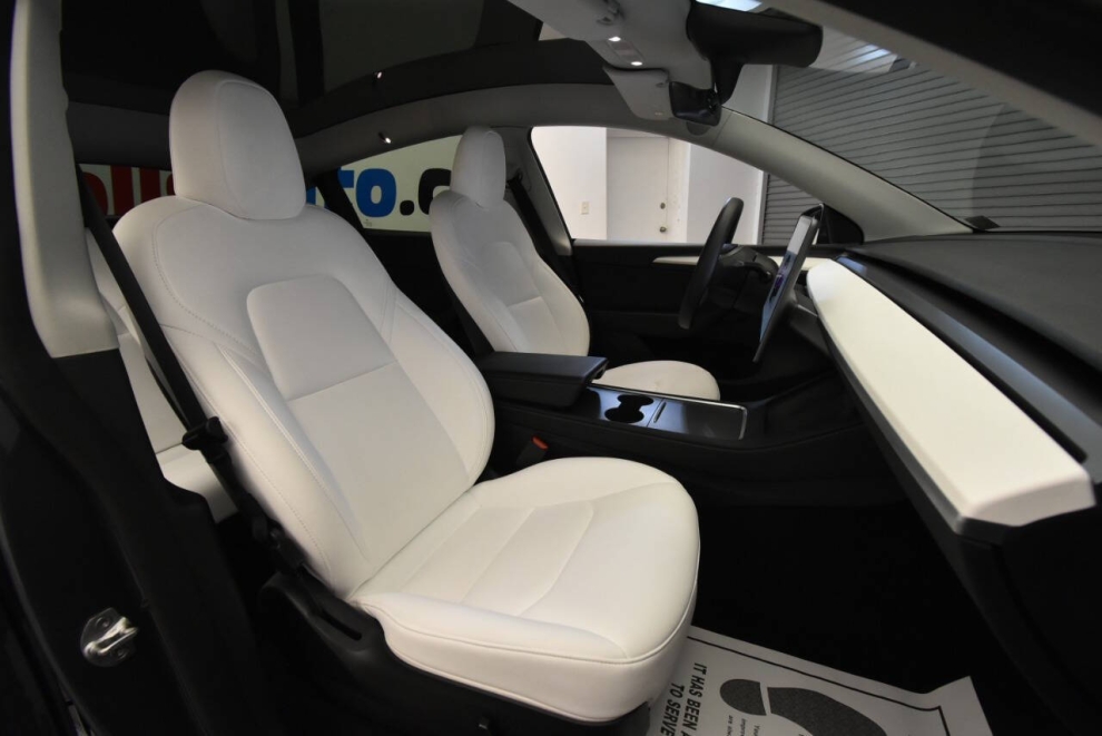 2023 Tesla Model Y Long Range, Gray, Mileage: 41,918 - photo 13