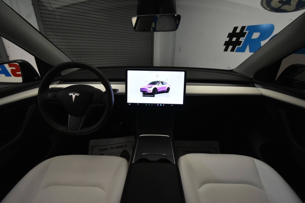 2023 Tesla Model Y Long Range, Gray, Mileage: 41,918 - photo 16