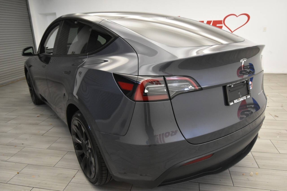 2023 Tesla Model Y Long Range, Gray, Mileage: 41,918 - photo 2