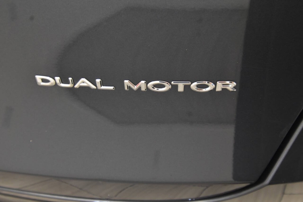 2023 Tesla Model Y Long Range, Gray, Mileage: 41,918 - photo 25