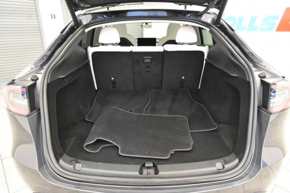 2023 Tesla Model Y Long Range, Gray, Mileage: 41,918 - photo 26