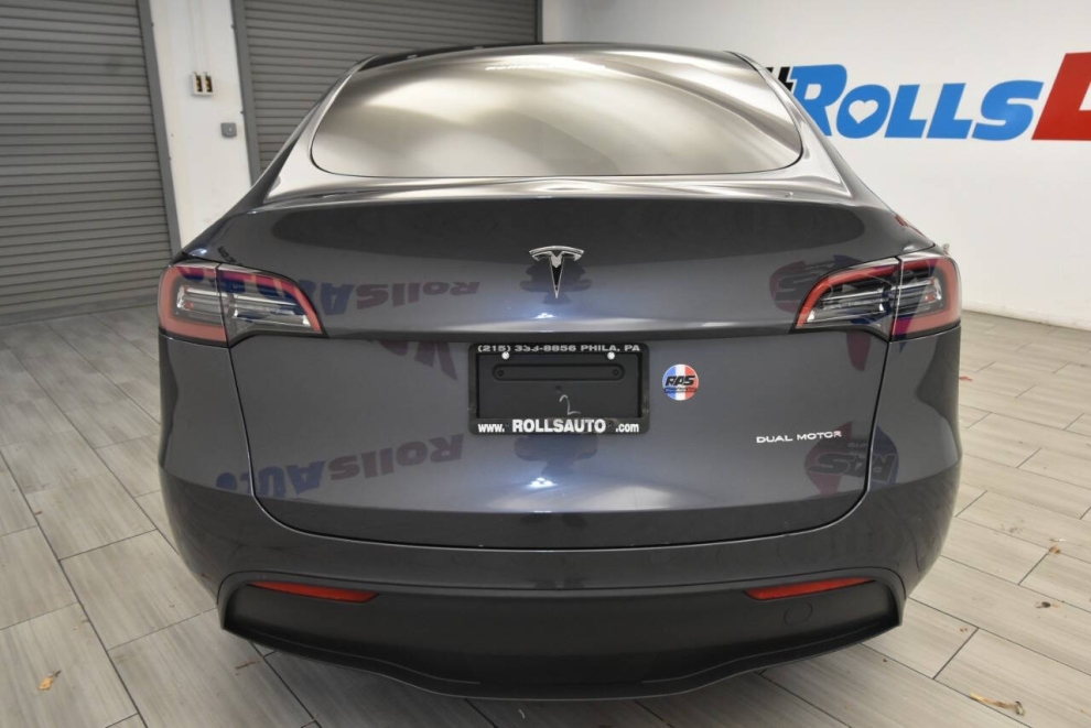 2023 Tesla Model Y Long Range, Gray, Mileage: 41,918 - photo 3