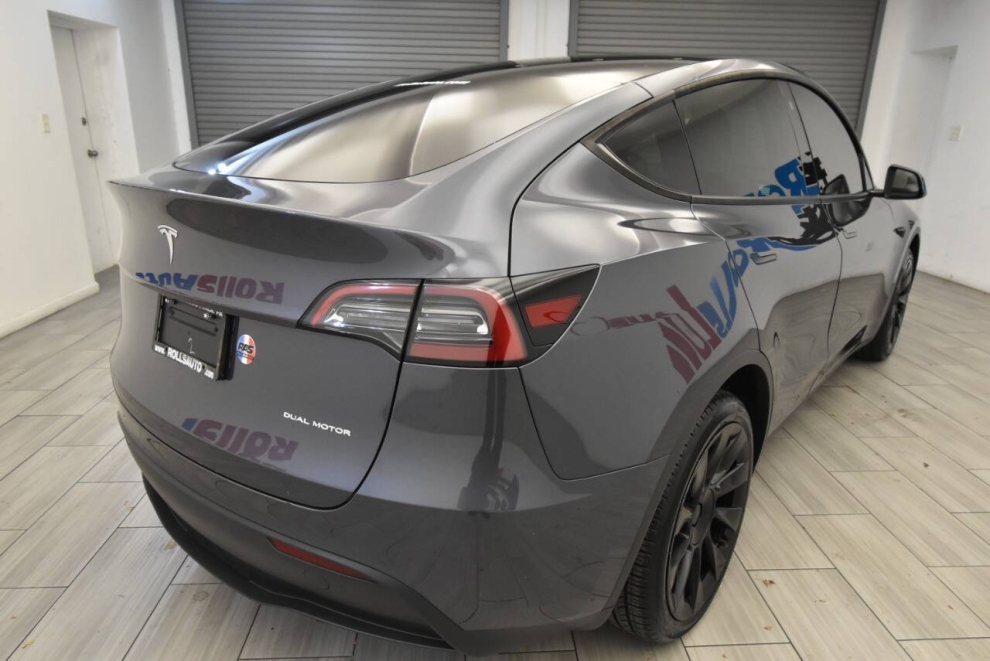 2023 Tesla Model Y Long Range, Gray, Mileage: 41,918 - photo 4
