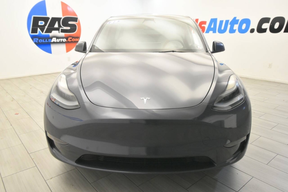 2023 Tesla Model Y Long Range, Gray, Mileage: 41,918 - photo 7