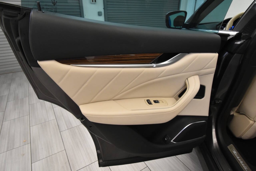 2019 Maserati Levante S GranLusso AWD 4dr SUV, Gray, Mileage: 67,276 - photo 15
