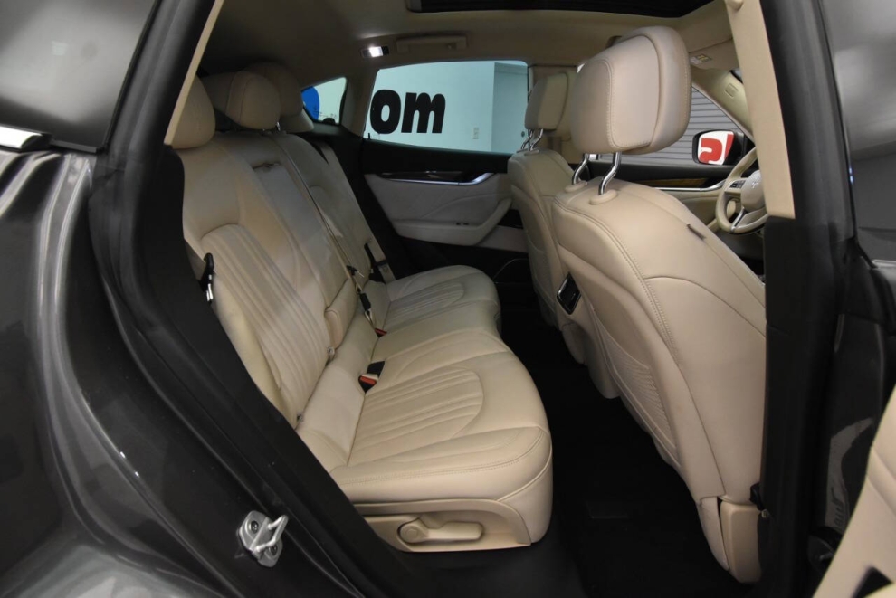 2019 Maserati Levante S GranLusso AWD 4dr SUV, Gray, Mileage: 67,276 - photo 18