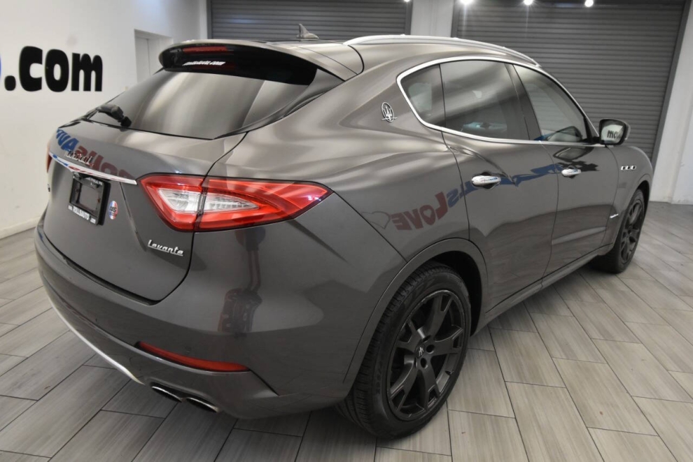 2019 Maserati Levante S GranLusso AWD 4dr SUV, Gray, Mileage: 67,276 - photo 4
