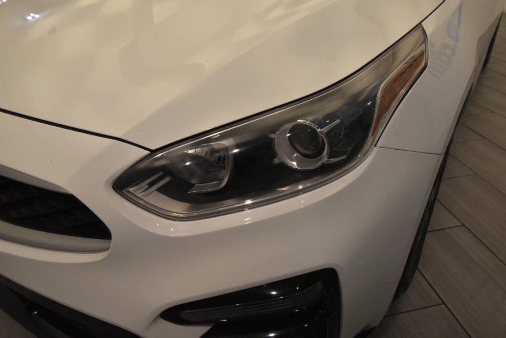2021 Kia Forte LXS, Blanco, Mileage: 51,225 - photo 8
