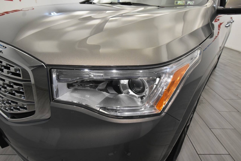 2019 GMC Acadia Denali 4x4 4dr SUV, Tan, Mileage: 111,734 - photo 7