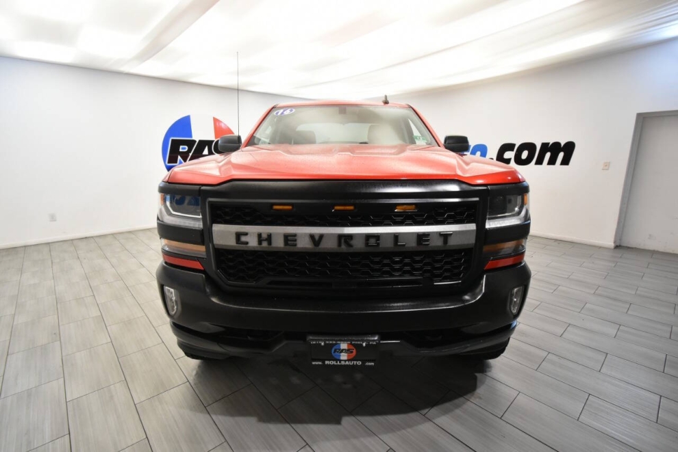 2016 Chevrolet Silverado 1500 LT, Red, Mileage: 52,597 - photo 7