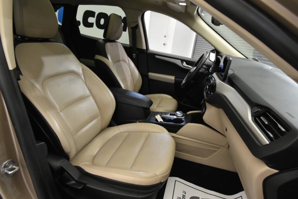 2020 Ford Escape SEL AWD 4dr SUV, Gold, Mileage: 90,714 - photo 14