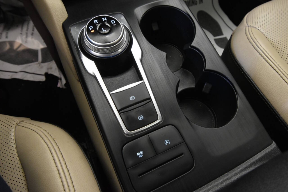 2020 Ford Escape SEL AWD 4dr SUV, Gold, Mileage: 90,714 - photo 18